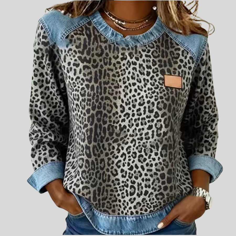Maria | Luipaard Sweater met Denim Kraag