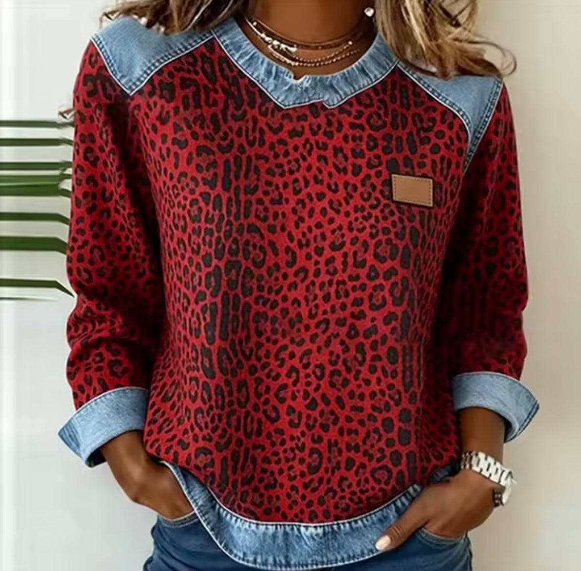 Maria | Luipaard Sweater met Denim Kraag
