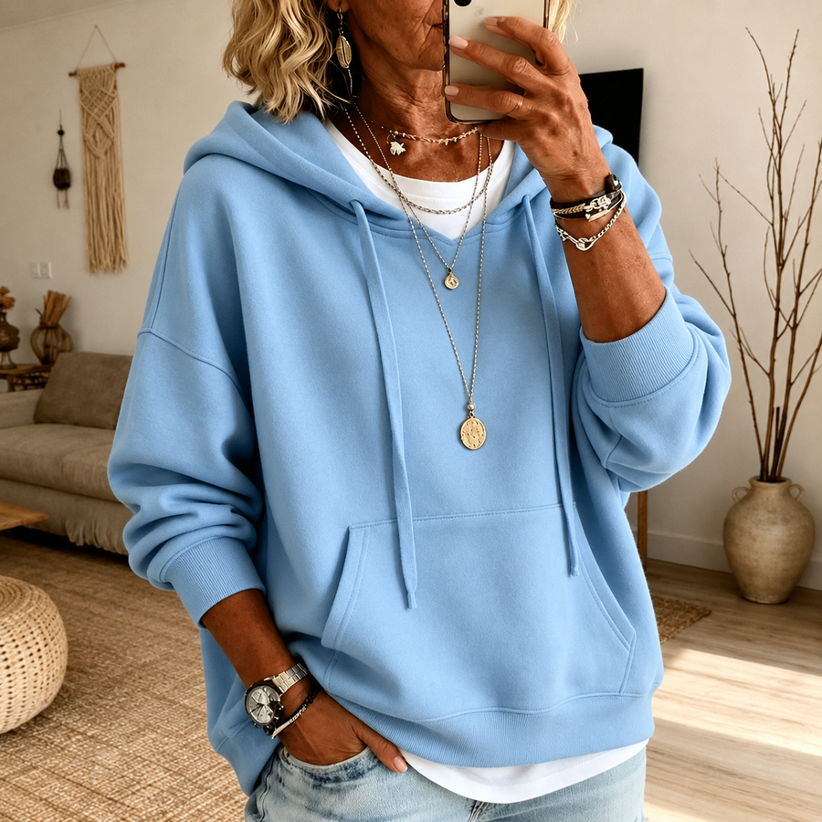 Ines – Hemelsblauwe Hoodie