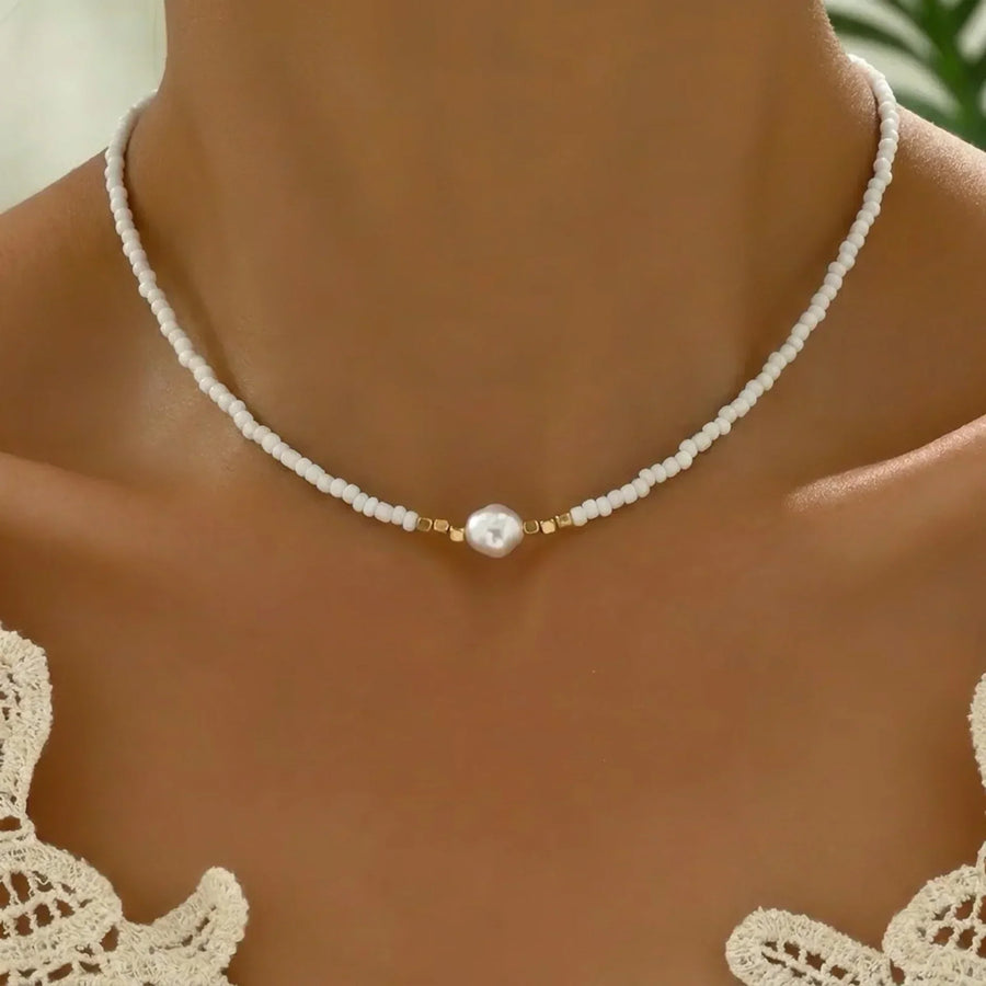 Minimalistische parelketting