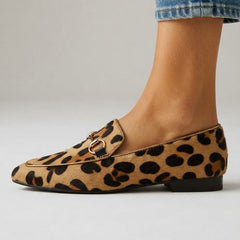 Serena Loafer — Luipaard met Bit
